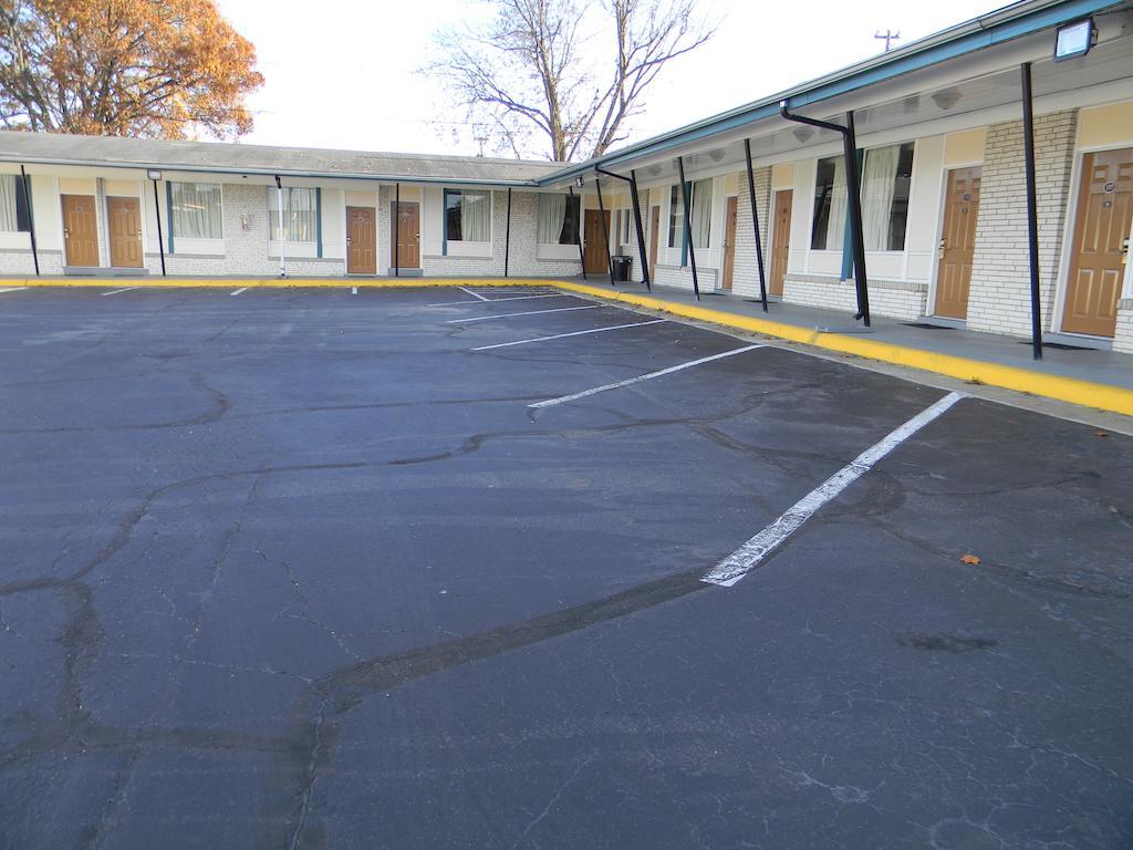 Fairfax Motel Roanoke Rapids Exteriör bild