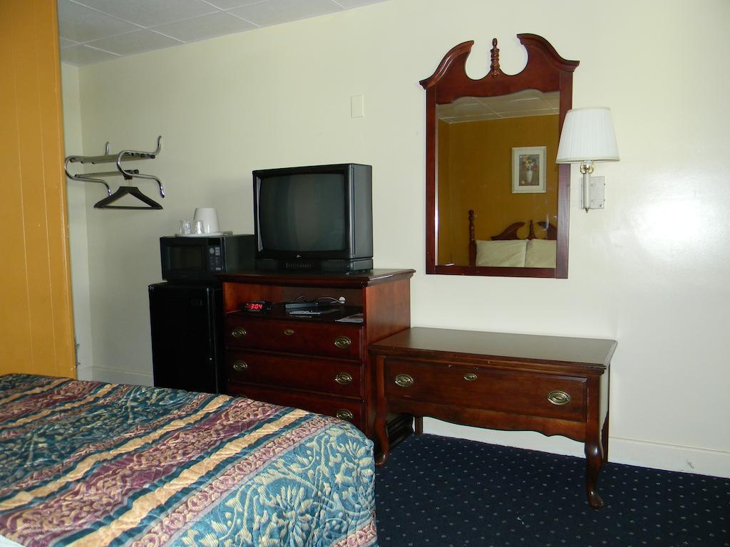 Fairfax Motel Roanoke Rapids Rum bild