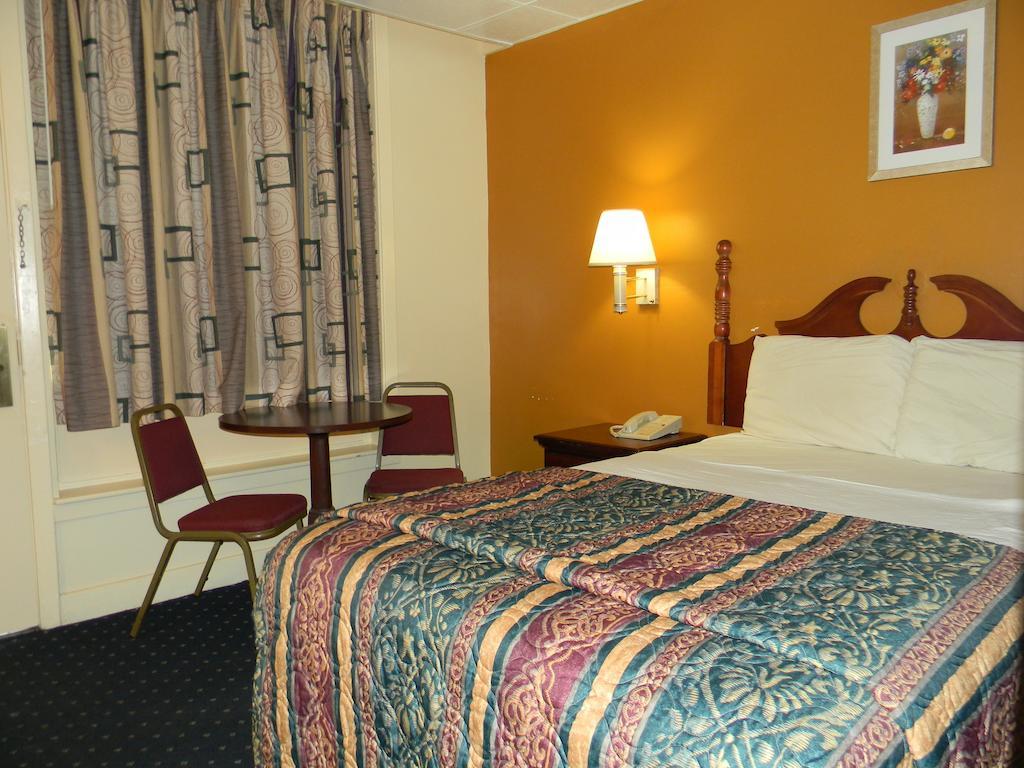 Fairfax Motel Roanoke Rapids Rum bild