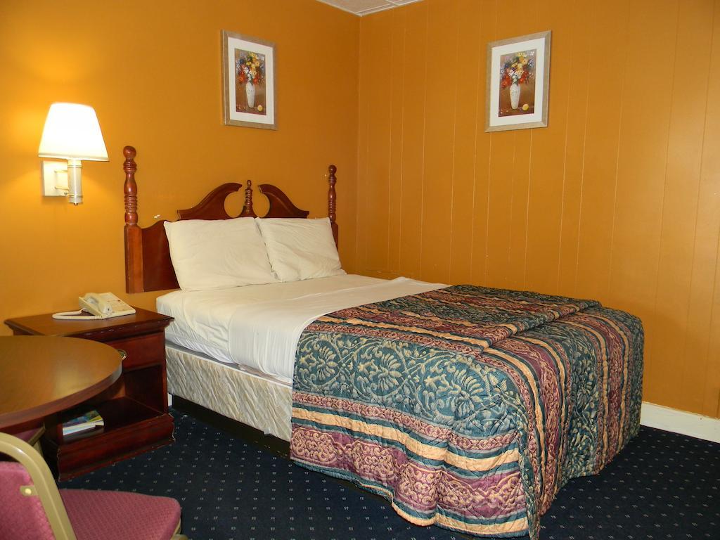 Fairfax Motel Roanoke Rapids Rum bild